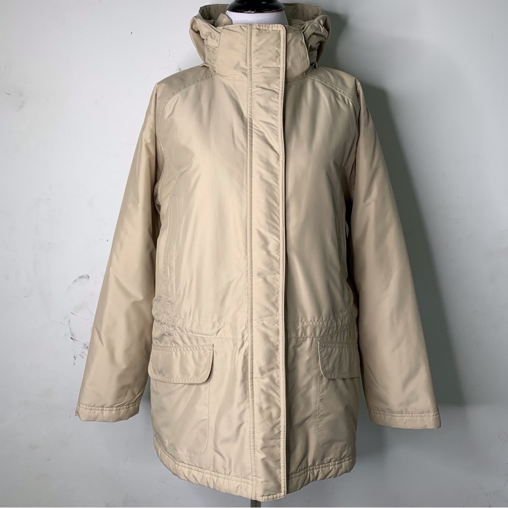 L.L Bean Women's Beige Polyester Raincoat Hoodie Jacket Size Medium Petite